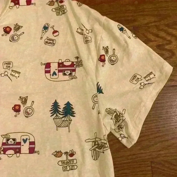 Camping Glamping Women's Oversized Nightgown Sleep Shirt size Large - Picture 4 of 9